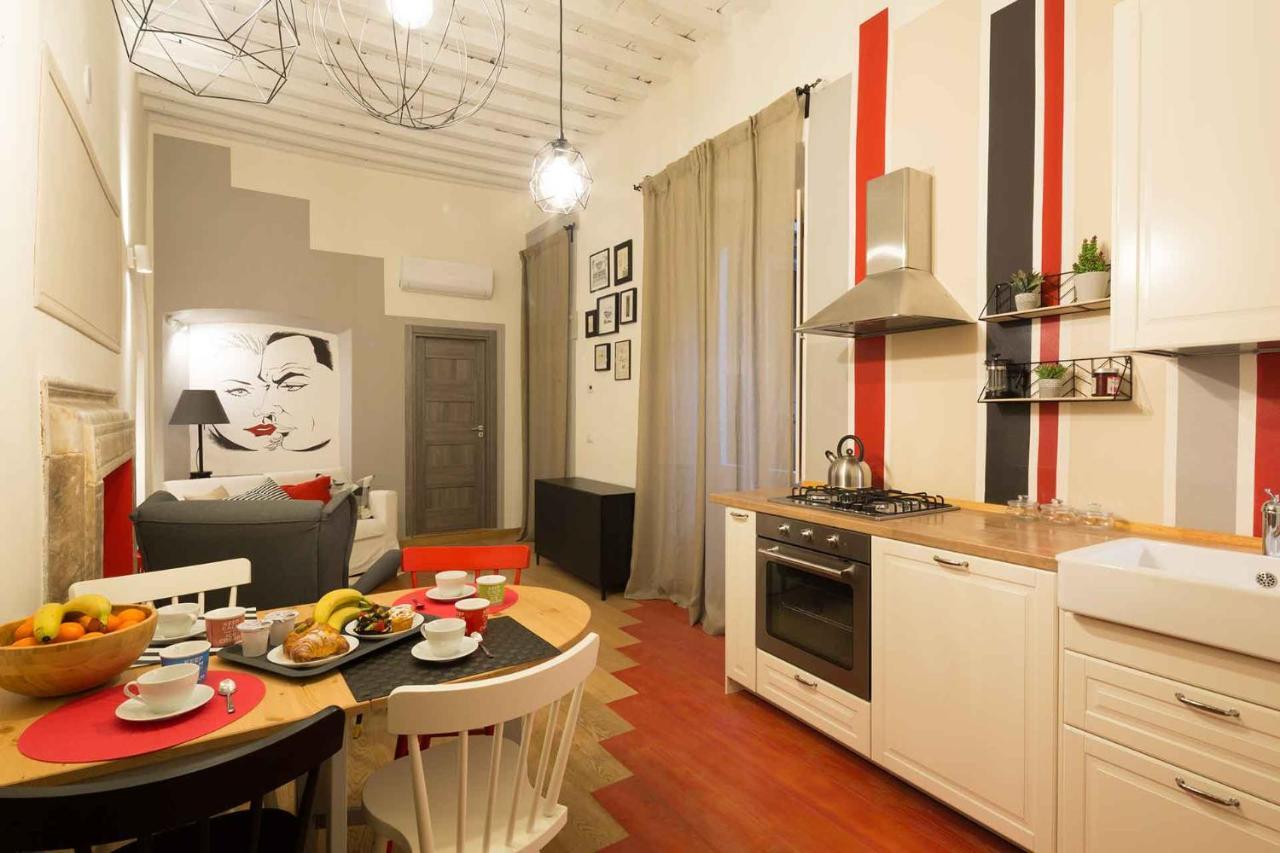Charm Apartment Pietrasanta Exterior foto
